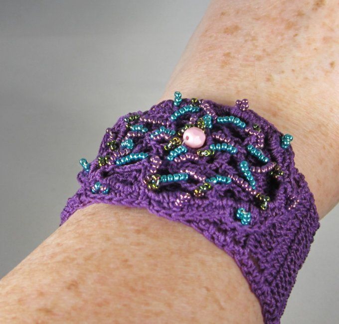 Bracelet fleur violet