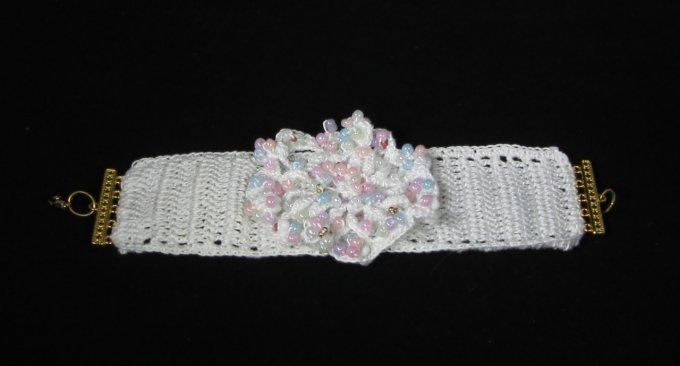 Bracelet fleur blanc