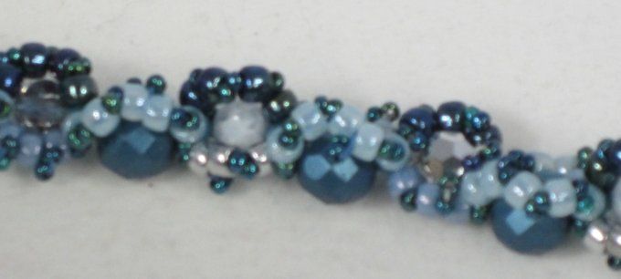 Bracelet perles facettées bleu, gris et argent