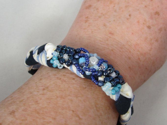 Bracelet en tissu