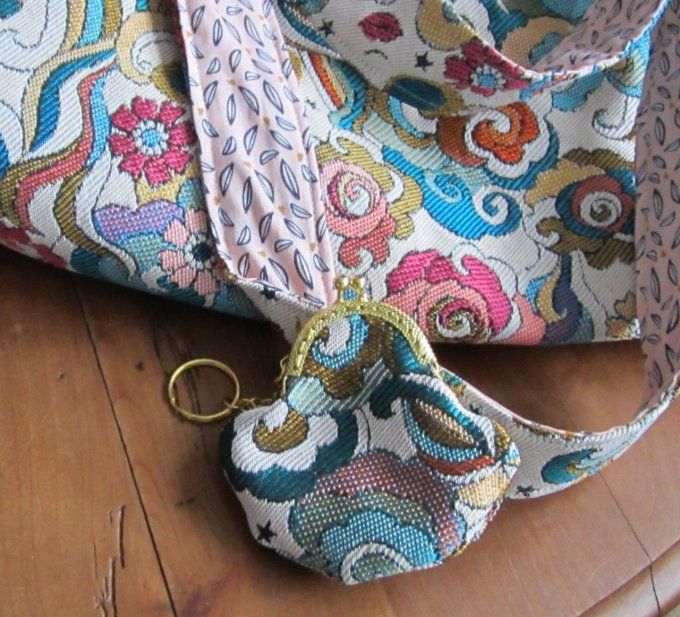 Tote bag/ sac fourre-tout, XXL, en tissu jacquard et mini porte-monnaie/porte-clés