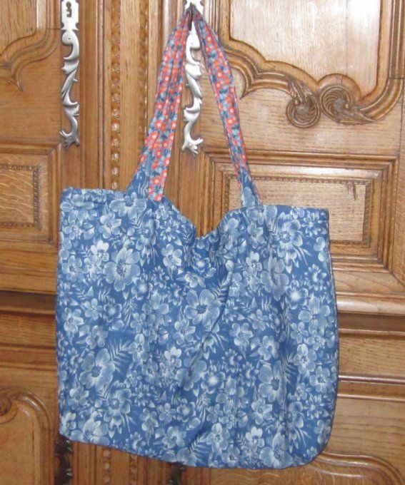 Tote bag/ sac fourre-tout en tissu jean à fleurs et mini-porte-monnaie/ porte-clés avec fermoir méta