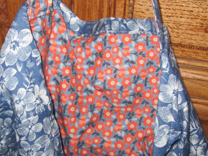 Tote bag/ sac fourre-tout en tissu jean à fleurs et mini-porte-monnaie/ porte-clés avec fermoir méta